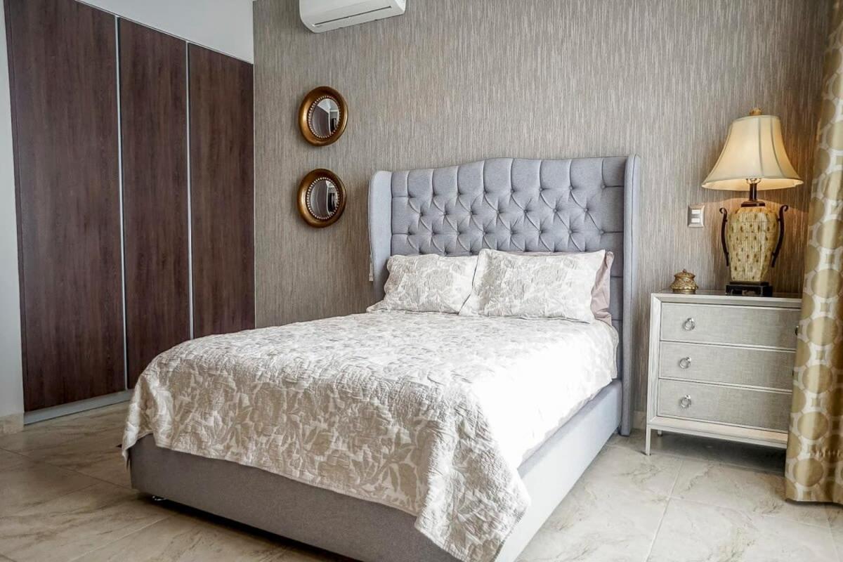 Lujoso Departamento En Leon Apartamento Exterior foto